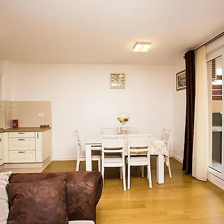 With Wifi - 13373 斯普利特