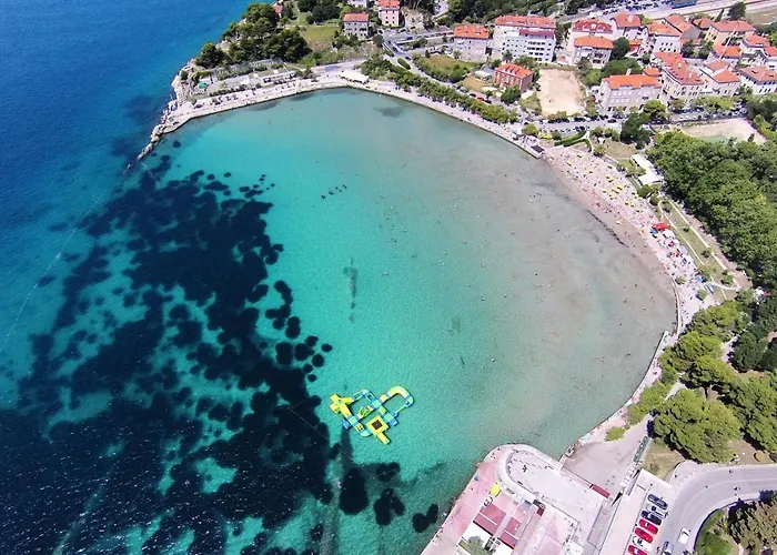 With Wifi - 13373 شقة *